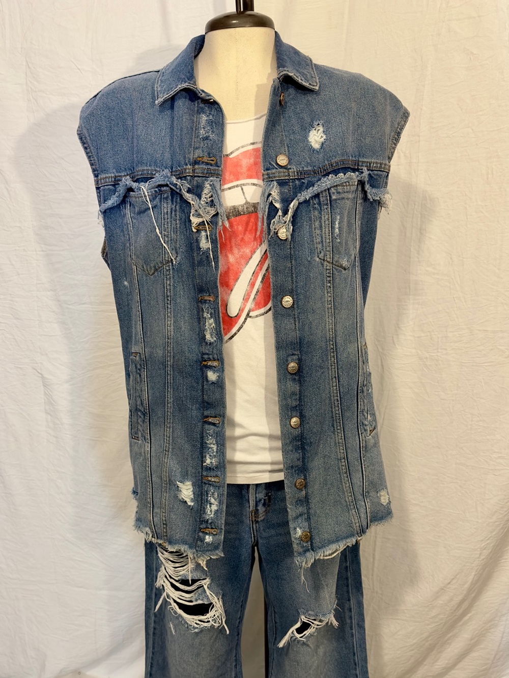 ONLY Amira Oversized Denim Vest Graphic Distressed Grunge EU 34